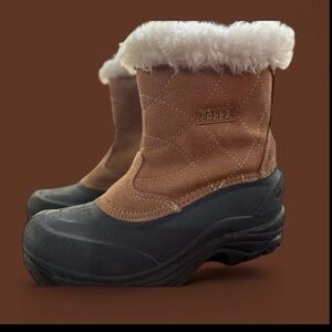 Falls Creek Women’s Boots Size 8